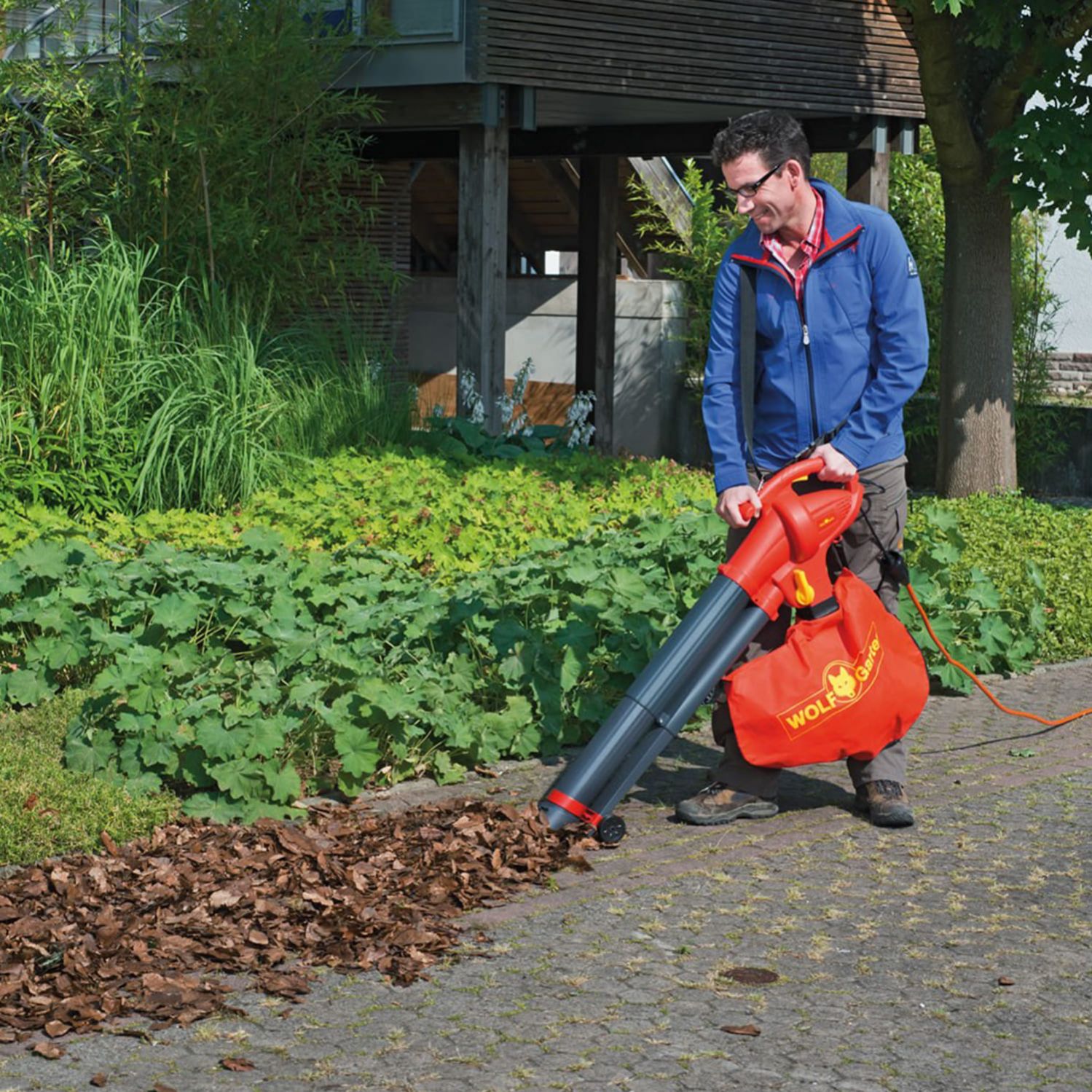 electric-leaf-blower-machine